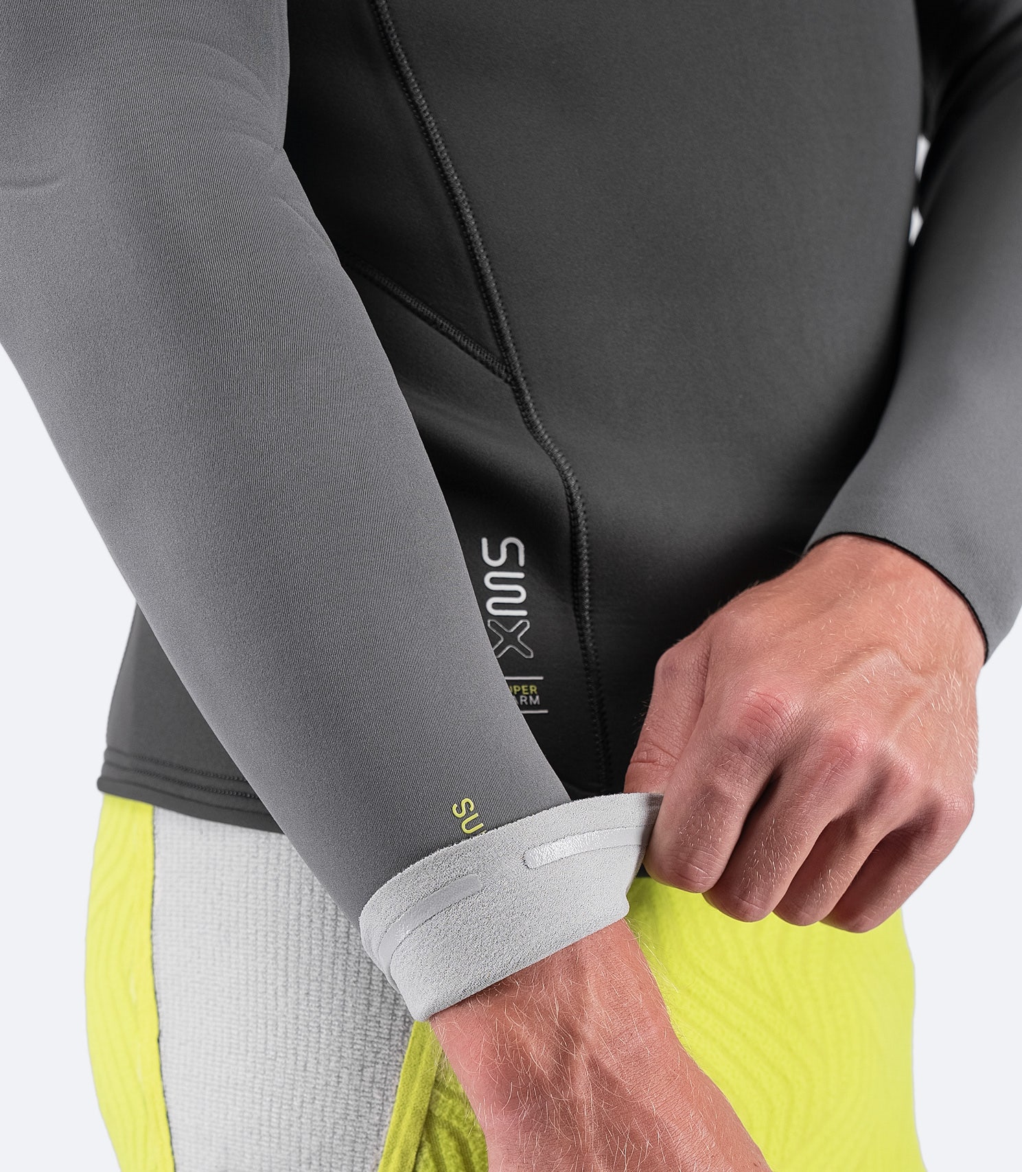 Close-up of inner wrists of Men's SuperwarmX Top, featuring soft fleece lining and seamless design for added comfort