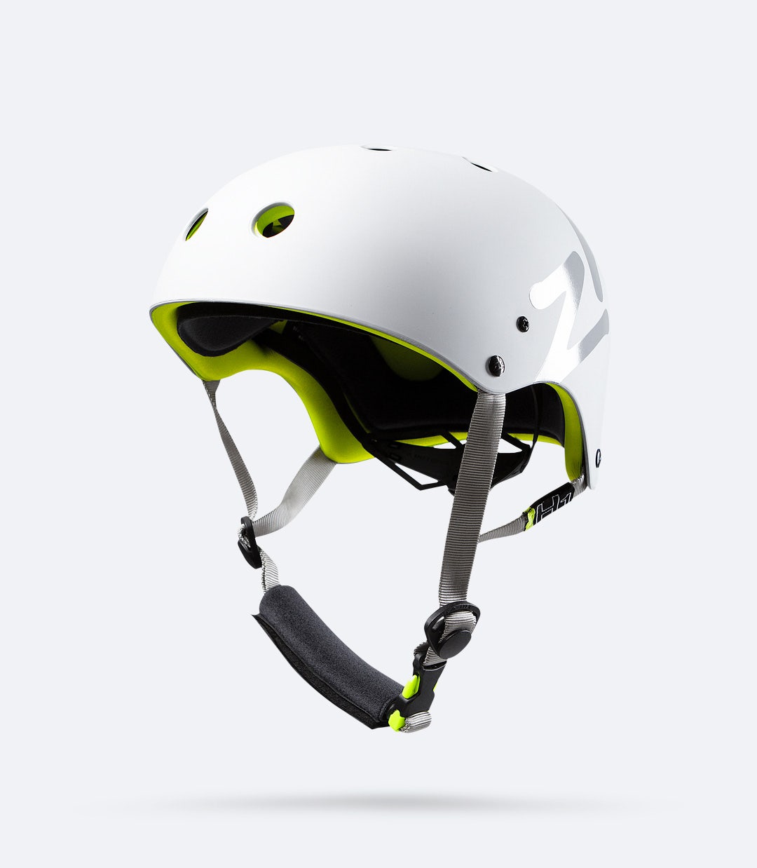 Zhik H1™ Helmet in Ash – lightweight, impact-resistant sailing helmet with airflow channels and Hydrobase® padding for comfort.