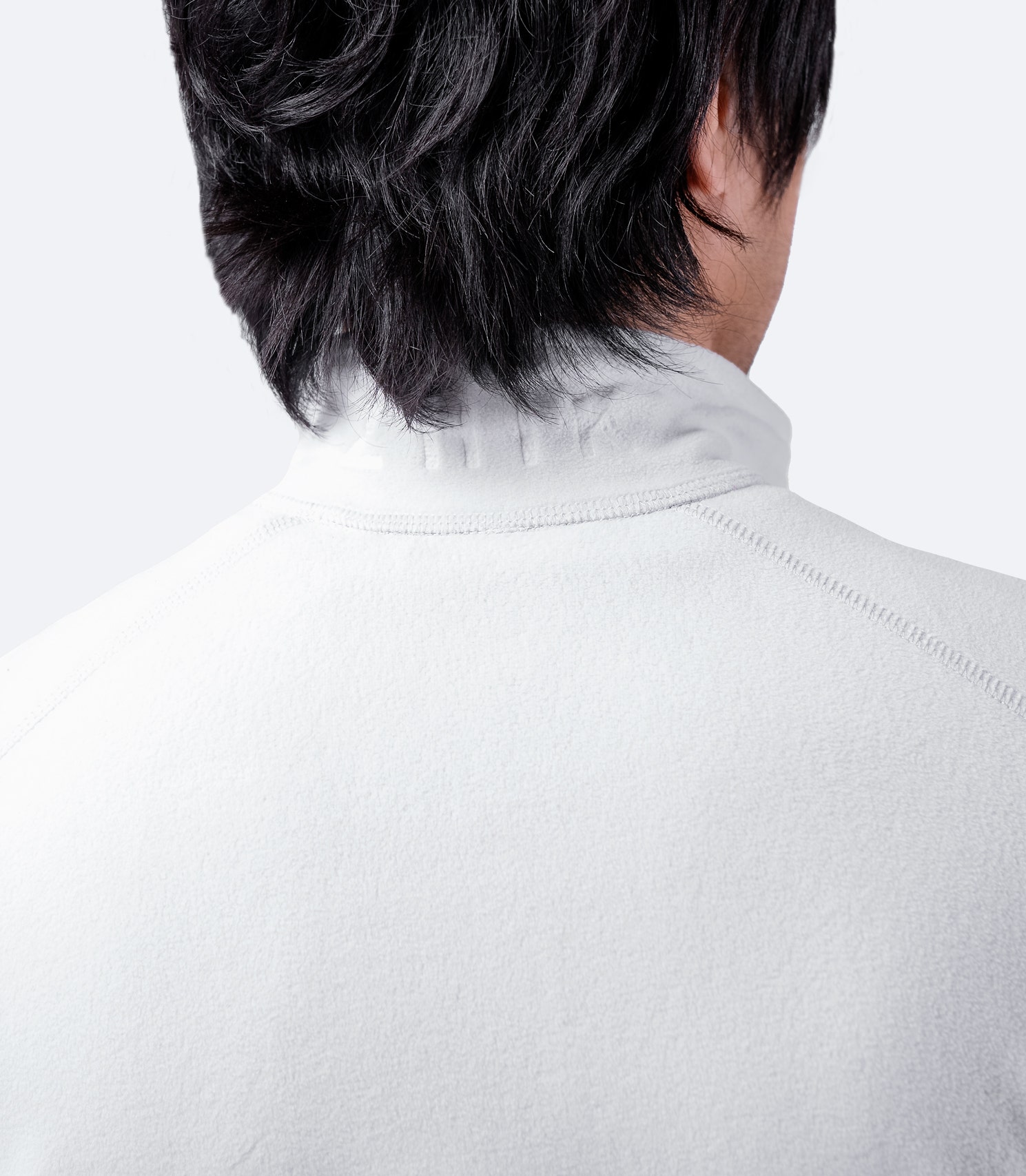 Rear shoulder and collar detail of Men’s Platinum Full Zip Fleece Jacket, showcasing breathable high-pile microfleece.