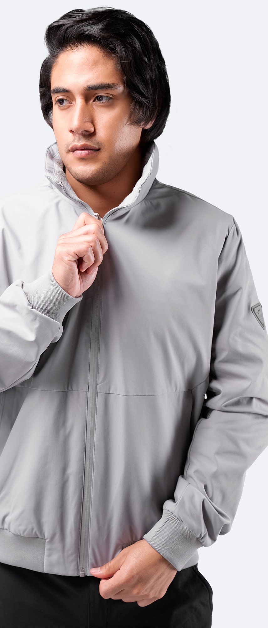 Men's Flight Jacket in platinum, worn casually – breathable, sprayproof bomber-style jacket with fleece lining for warmth.