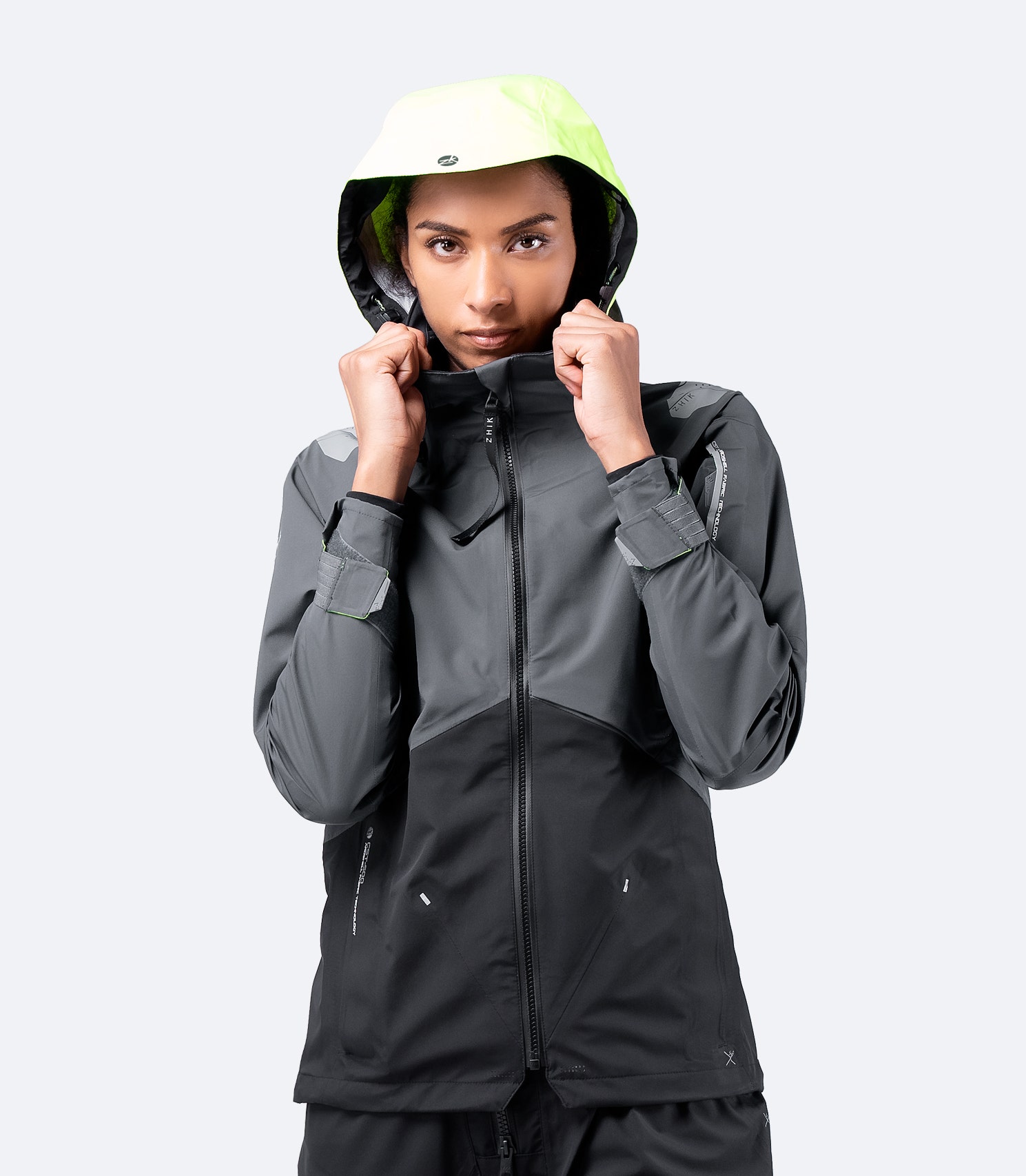 Zhik Women's CST500™ Jacket in anthracite, featuring Aroshell® 3-layer waterproof fabric and a high-performance coastal design.