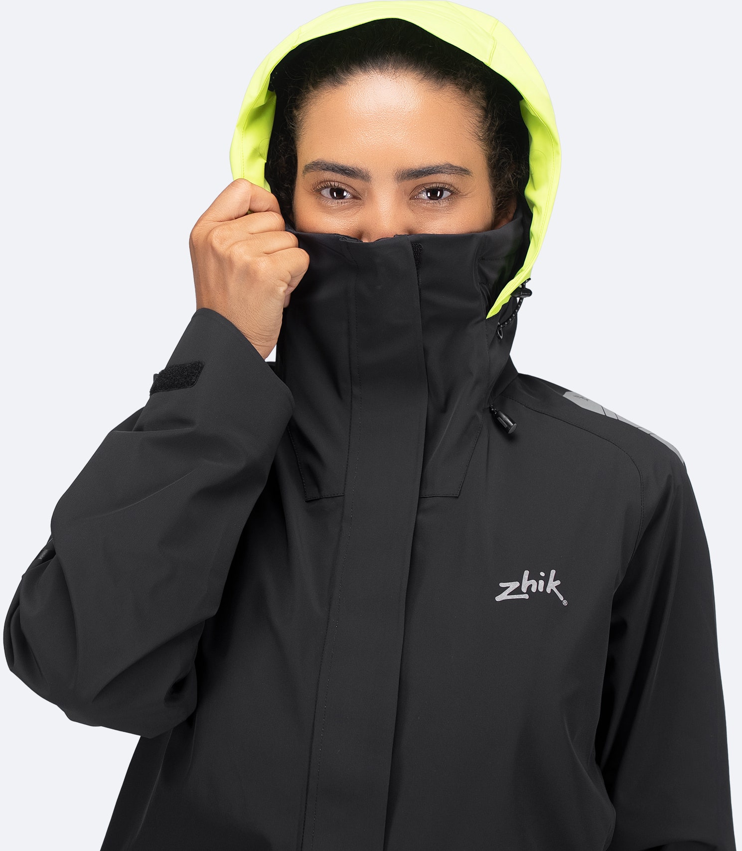 Womens OFS600 Offshore Cruising Jacket - Black | Zhik Spain