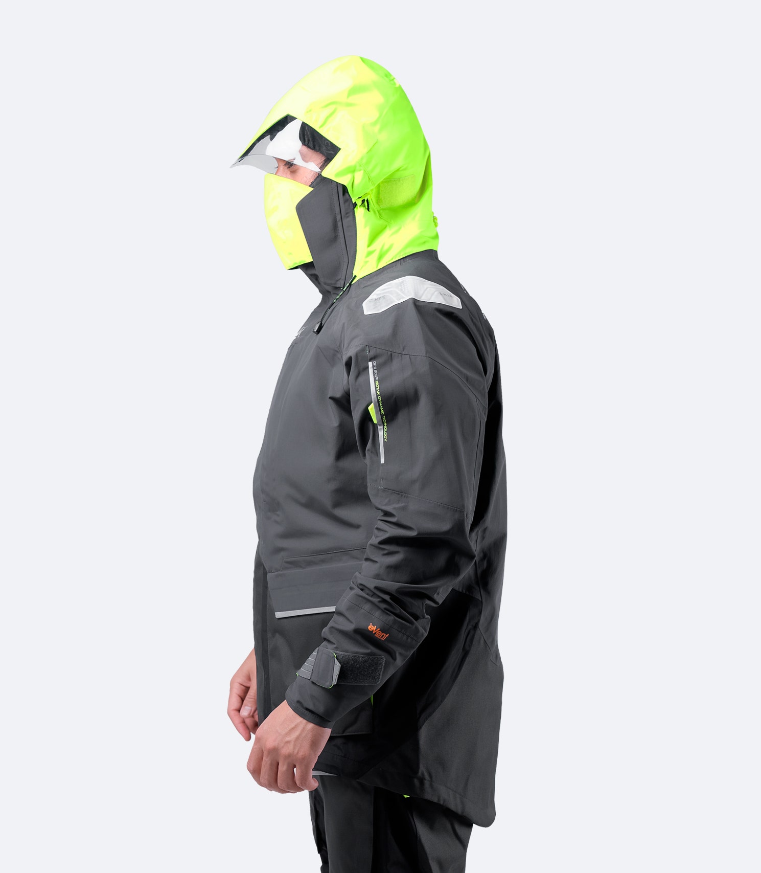 Side view of Zhik OFS800™ Jacket in black, showing articulated arm panelling and streamlined fit for unrestricted movement.