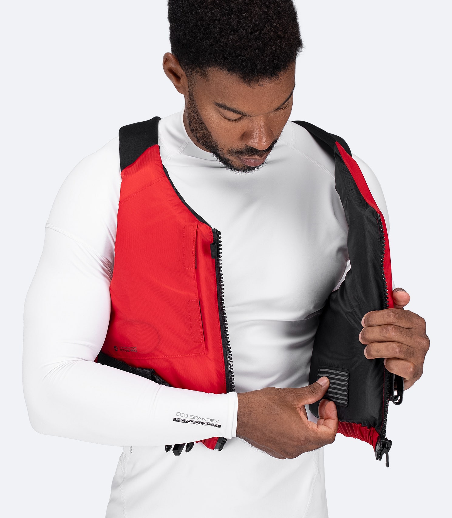 Model fastening Zhik USCG Approved Active PFD in red