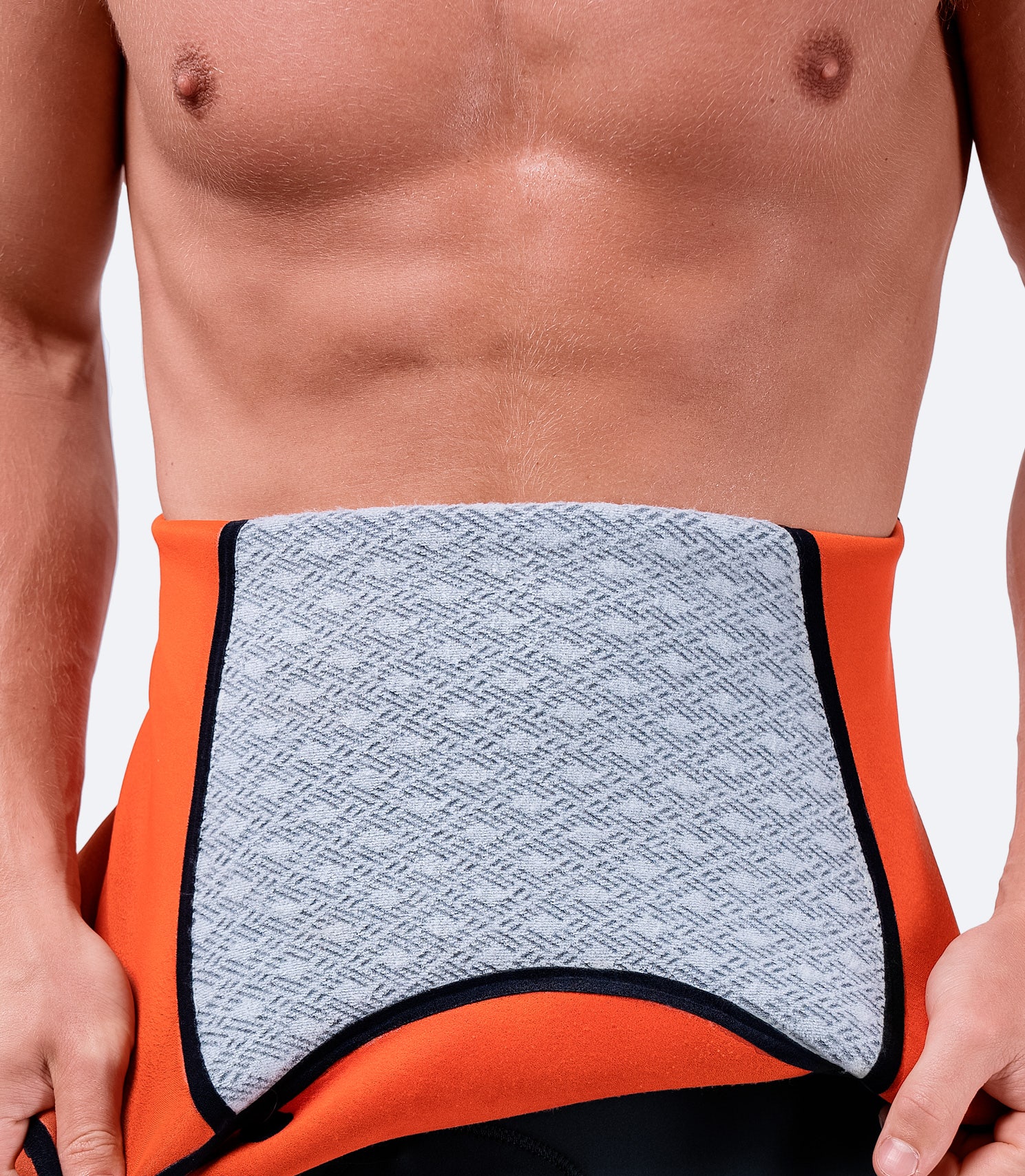 Traje de neopreno para hombre Viento 3/2 mm en azul, parcialmente quitado, que deja al descubierto el forro polar de secado rápido y los paneles ergonómicos para mayor calidez y comodidad.